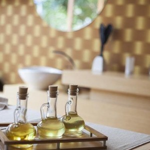 What are the benefits of Tea Tree Oil?