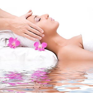 lady relaxed spa massage 