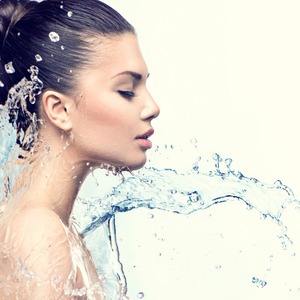 How a Vitamin Deficiency Effects the Skin and Nails